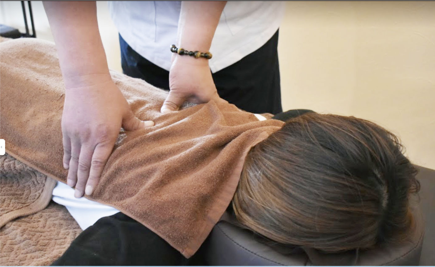 肩甲骨のほぐし